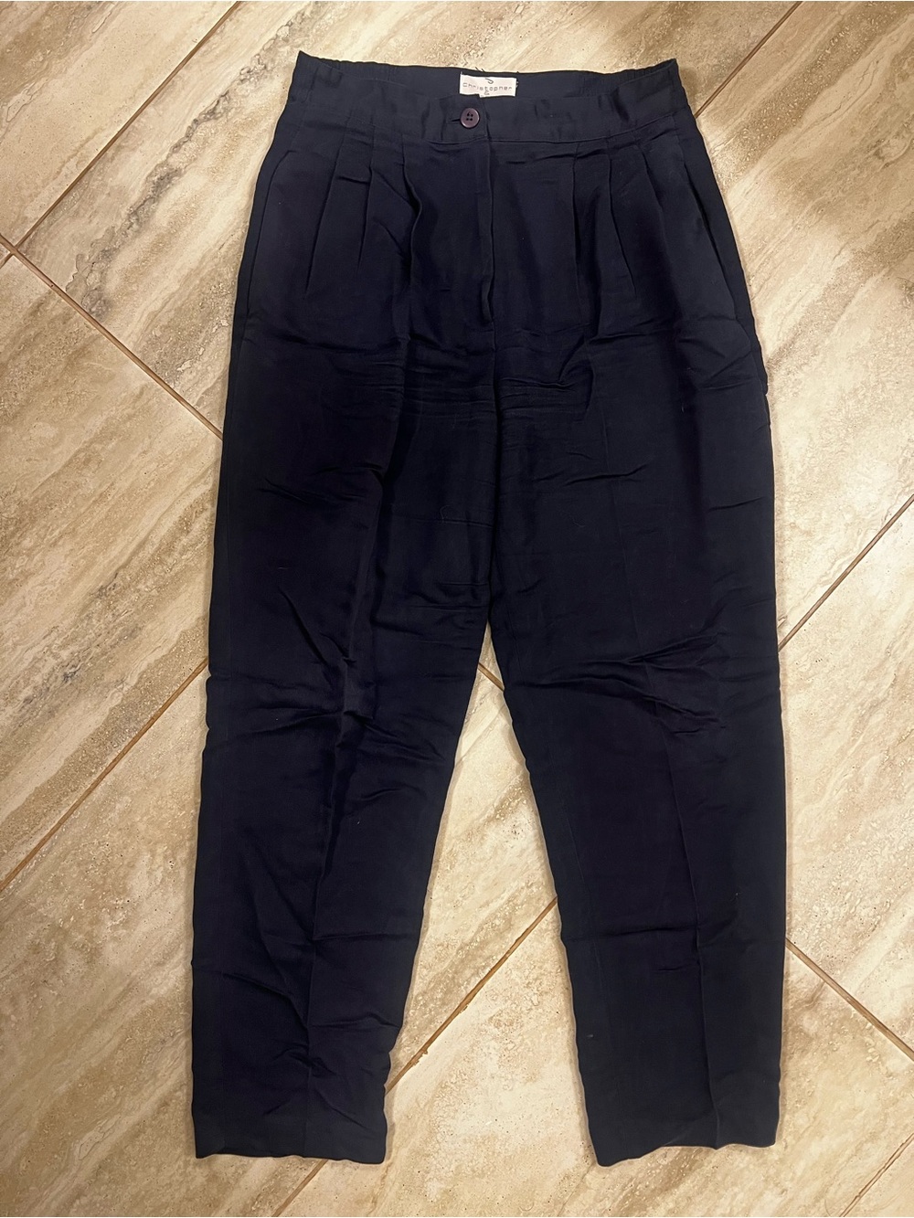 Women’s Navy Relaxed Tapered Pants - Classic Everyday Style